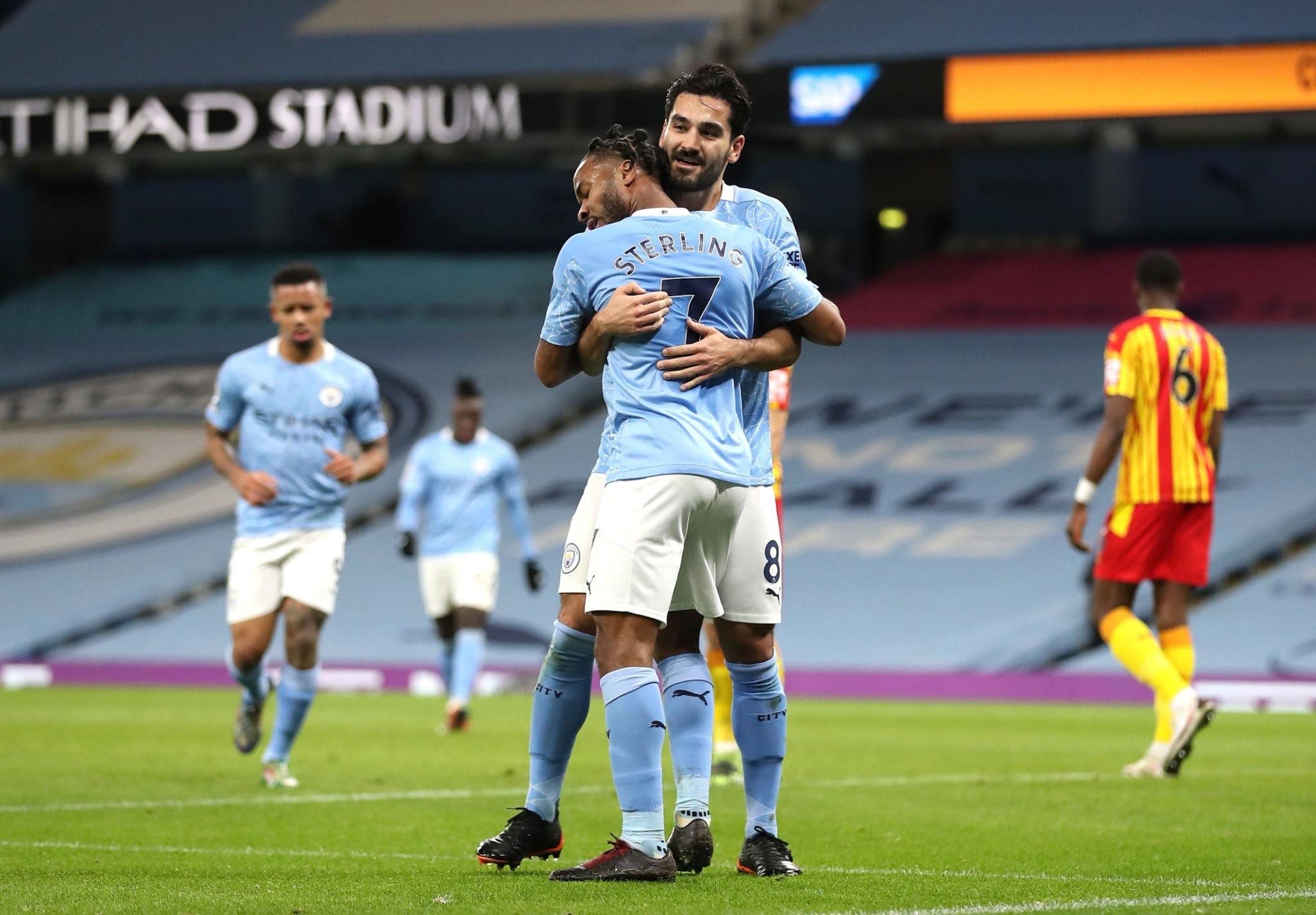 够在任何关 够在任何关